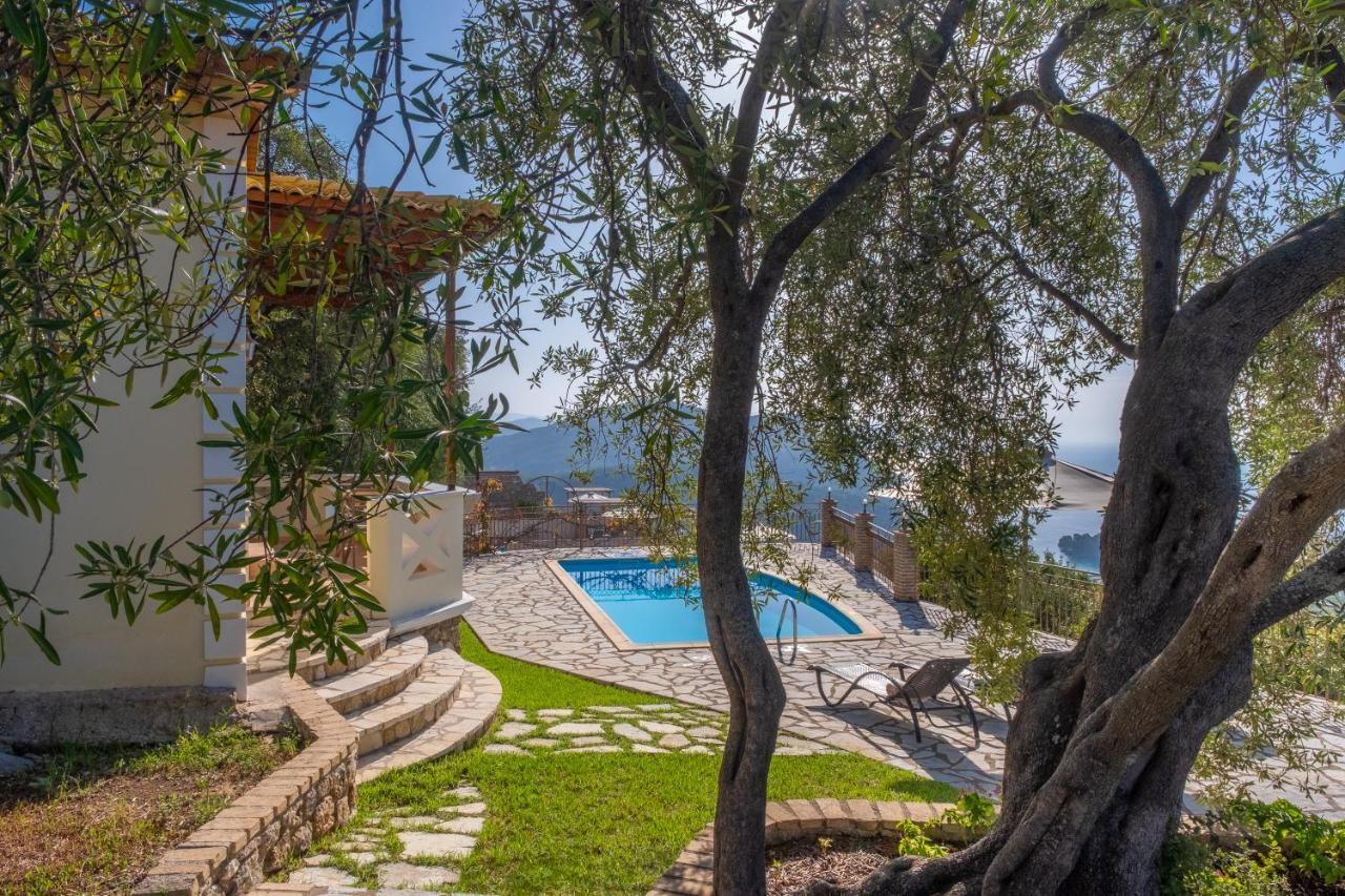 Apolis Villas & Suites Resort Parga Exterior foto